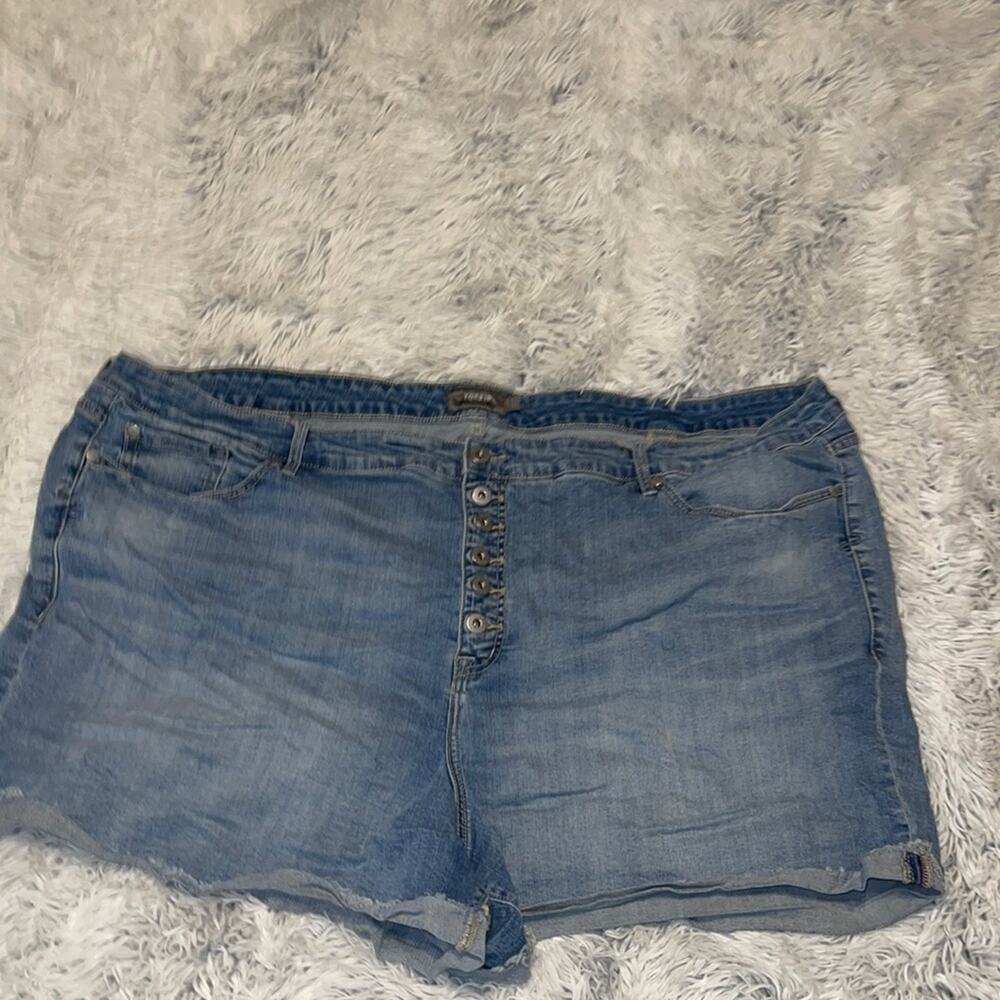 Torrid cut off shorts button fly hi rise size 30